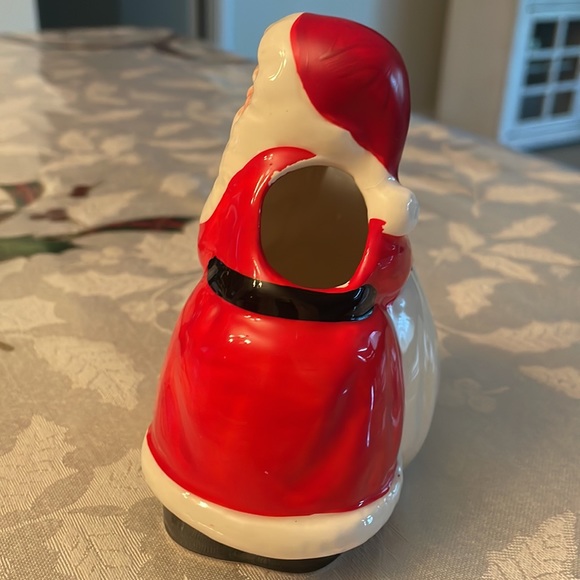 Christmas Sugar and Creamer Fine Ceramic Set. - Picture 6 of 13